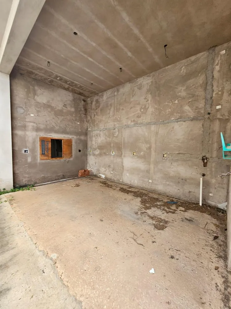 Casa, 4 quartos, 250 m² - Foto 1
