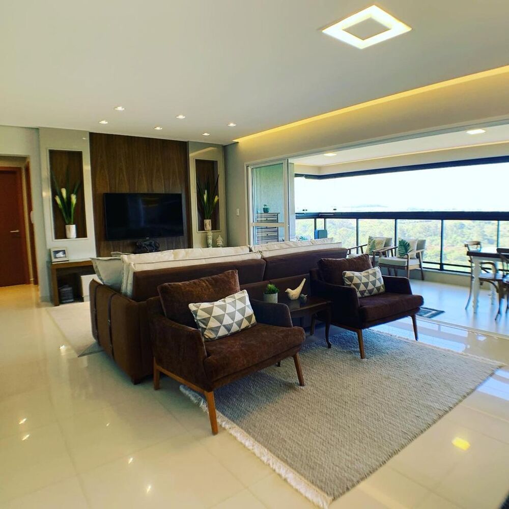 Apartamento à venda com 3 quartos, 142m² - Foto 1