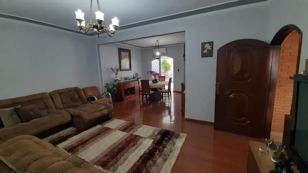 Casa, 3 quartos, 230 m² - Foto 1