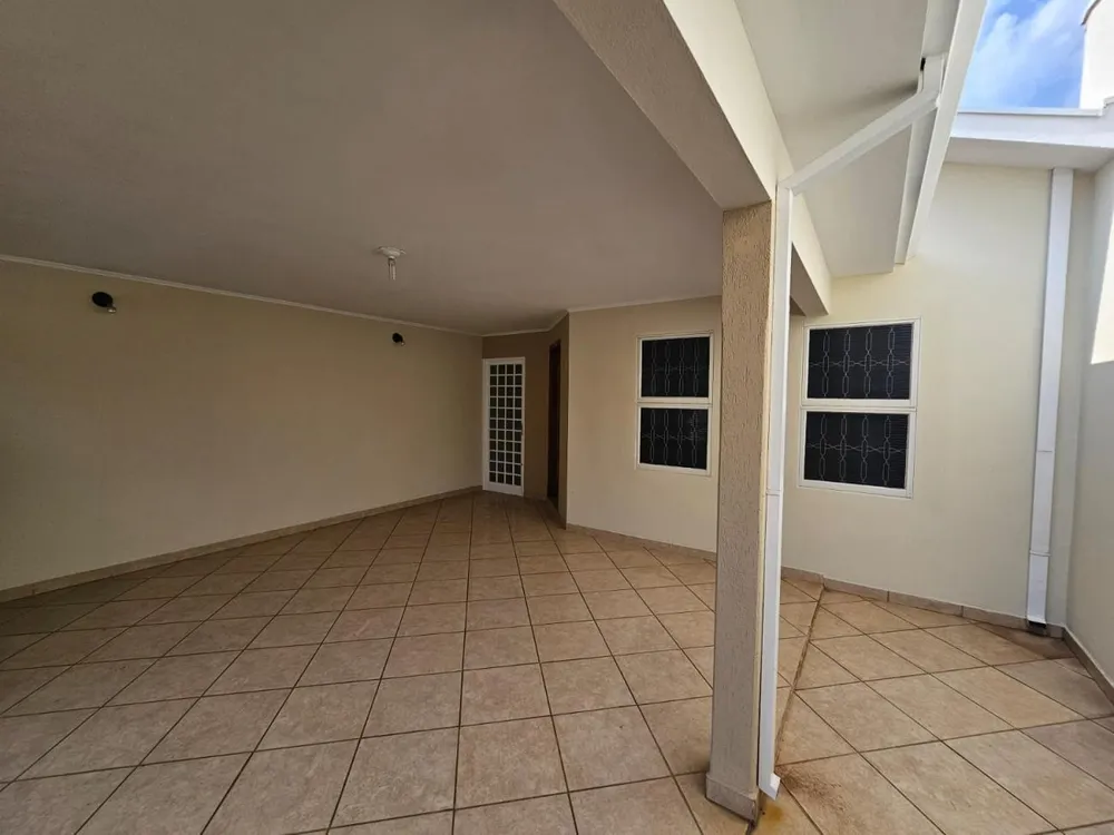 Casa, 3 quartos, 190 m² - Foto 2