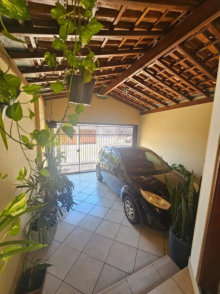 Casa, 3 quartos, 130 m² - Foto 1
