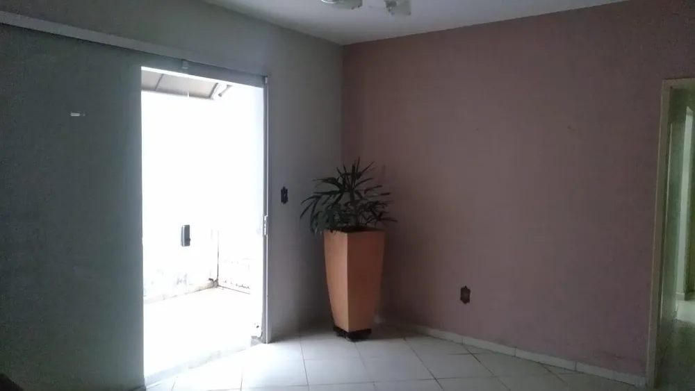 Casa, 3 quartos, 130 m² - Foto 2