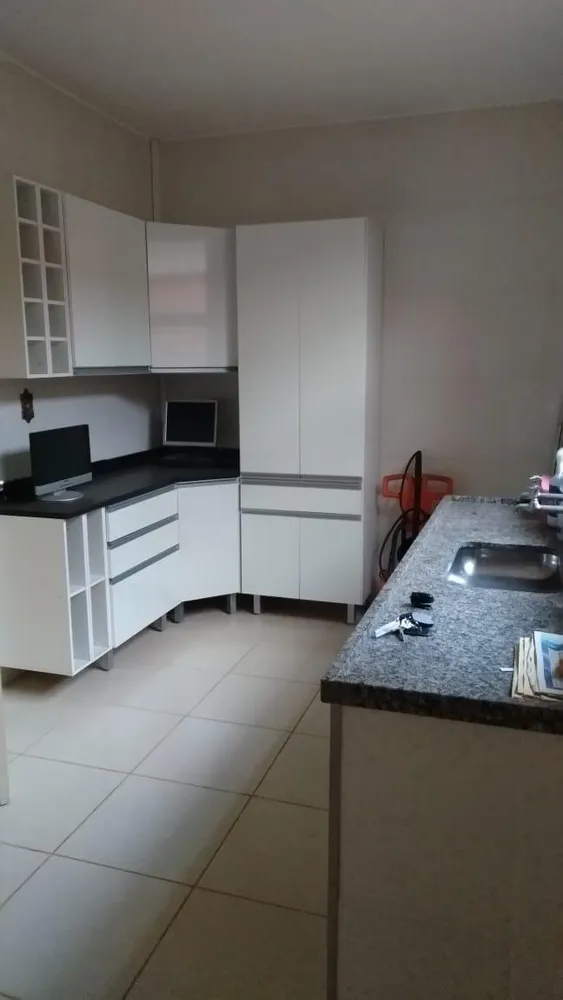 Casa, 3 quartos, 130 m² - Foto 1