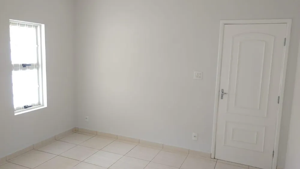 Casa, 3 quartos, 240 m² - Foto 4