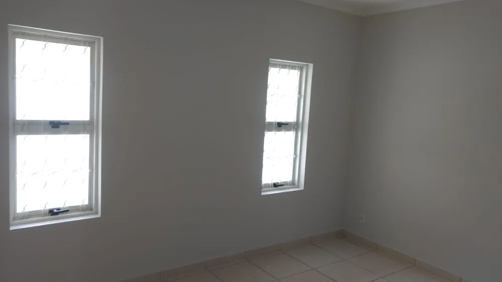 Casa, 3 quartos, 240 m² - Foto 3