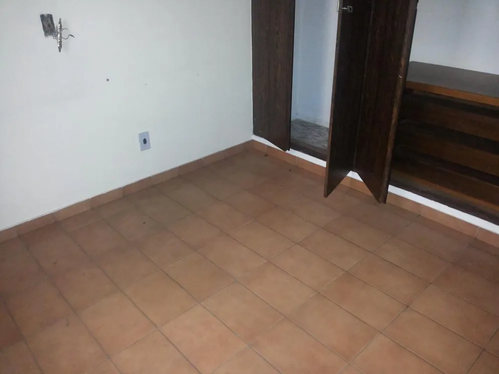 Casa, 3 quartos, 180 m² - Foto 2
