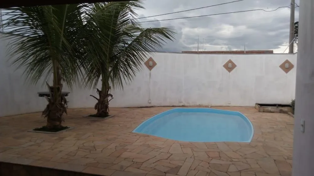 Casa, 2 quartos, 300 m² - Foto 2
