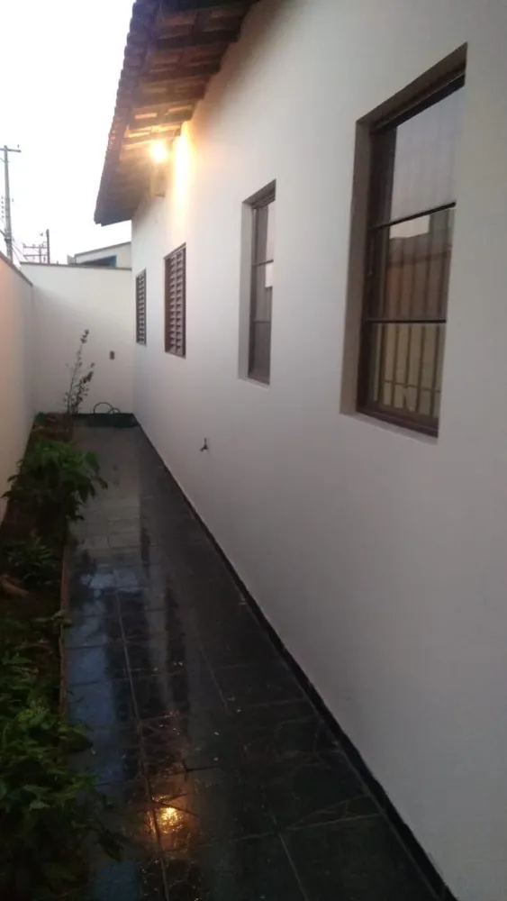 Casa, 3 quartos, 200 m² - Foto 1