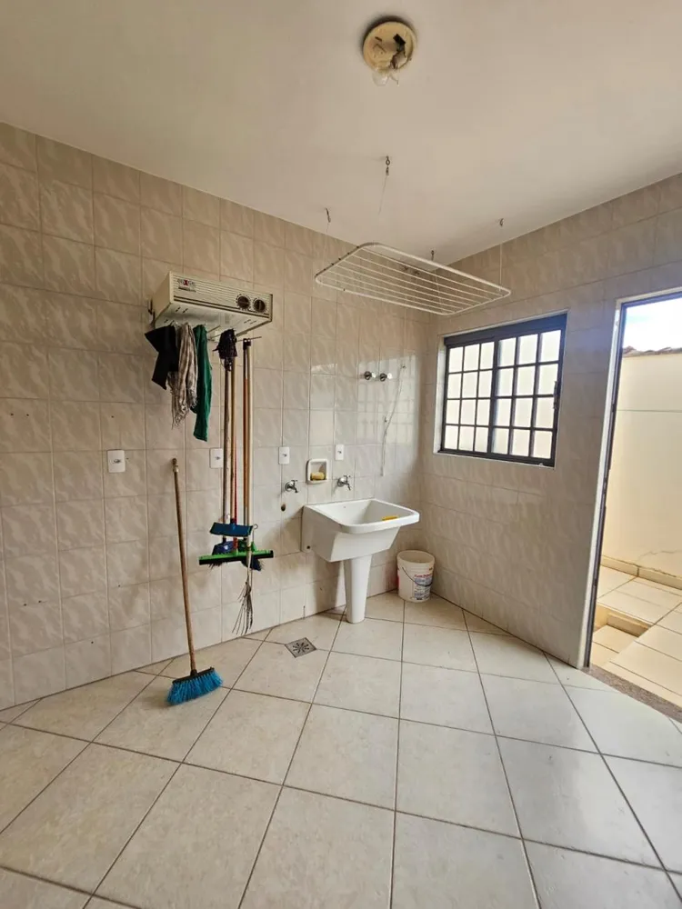 Casa, 3 quartos, 277 m² - Foto 4