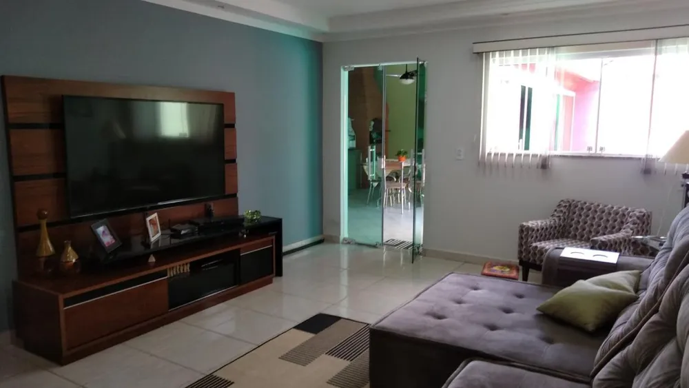 Casa, 3 quartos, 180 m² - Foto 1