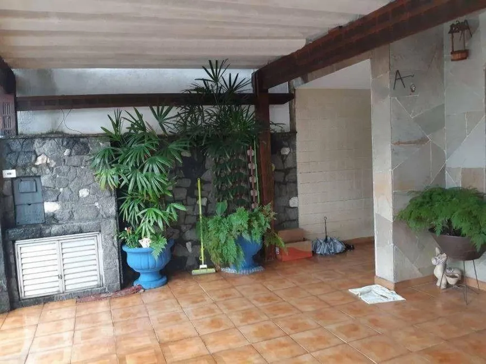 Casa, 3 quartos, 141 m² - Foto 2
