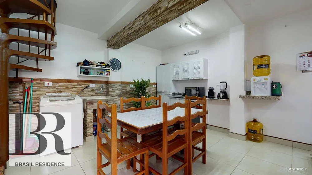 Casa, 3 quartos, 220 m² - Foto 3