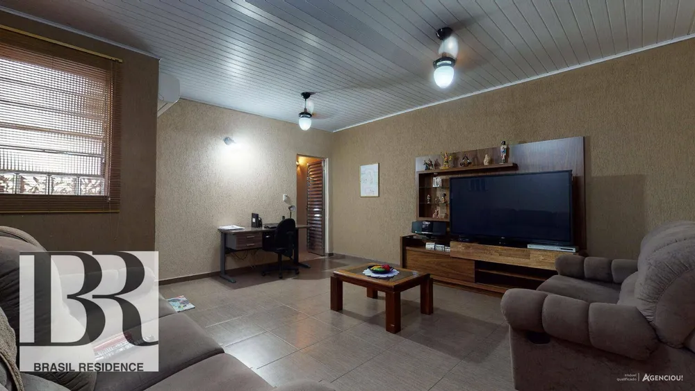 Casa, 3 quartos, 220 m² - Foto 1