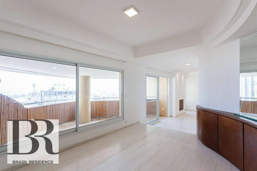 Apartamento, 3 quartos, 296 m² - Foto 1