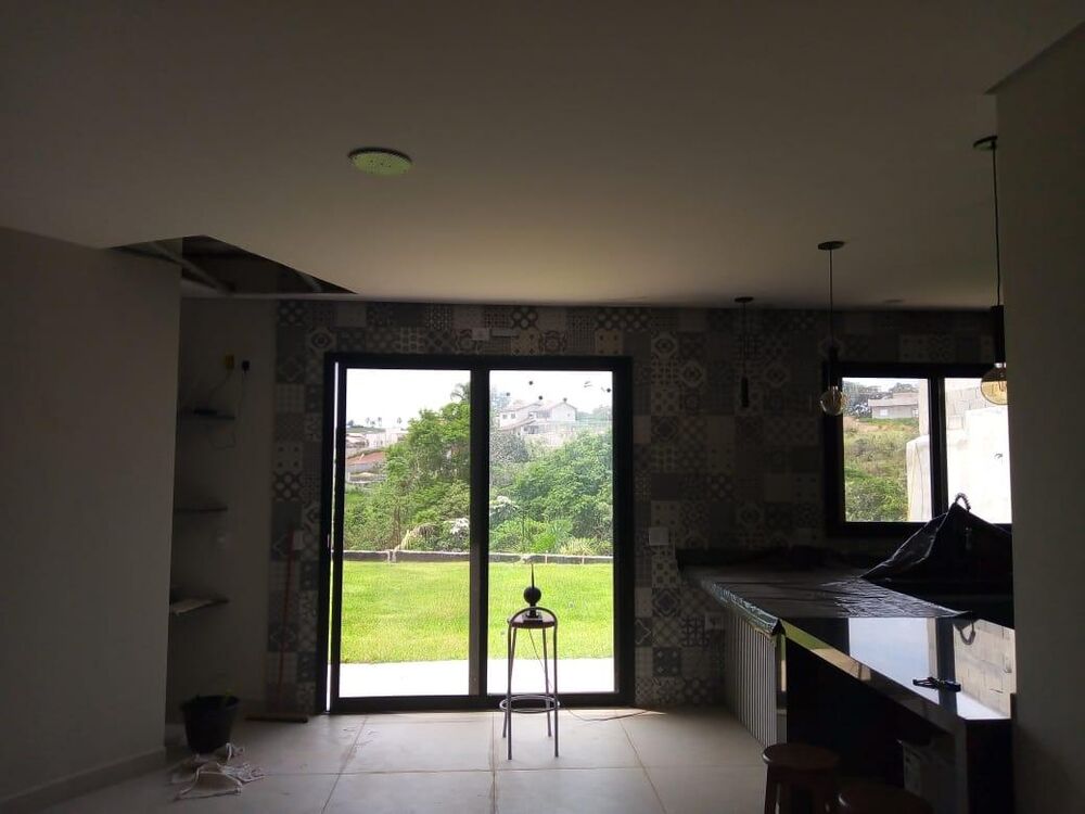Terreno à venda com 1 quarto, 1084m² - Foto 5