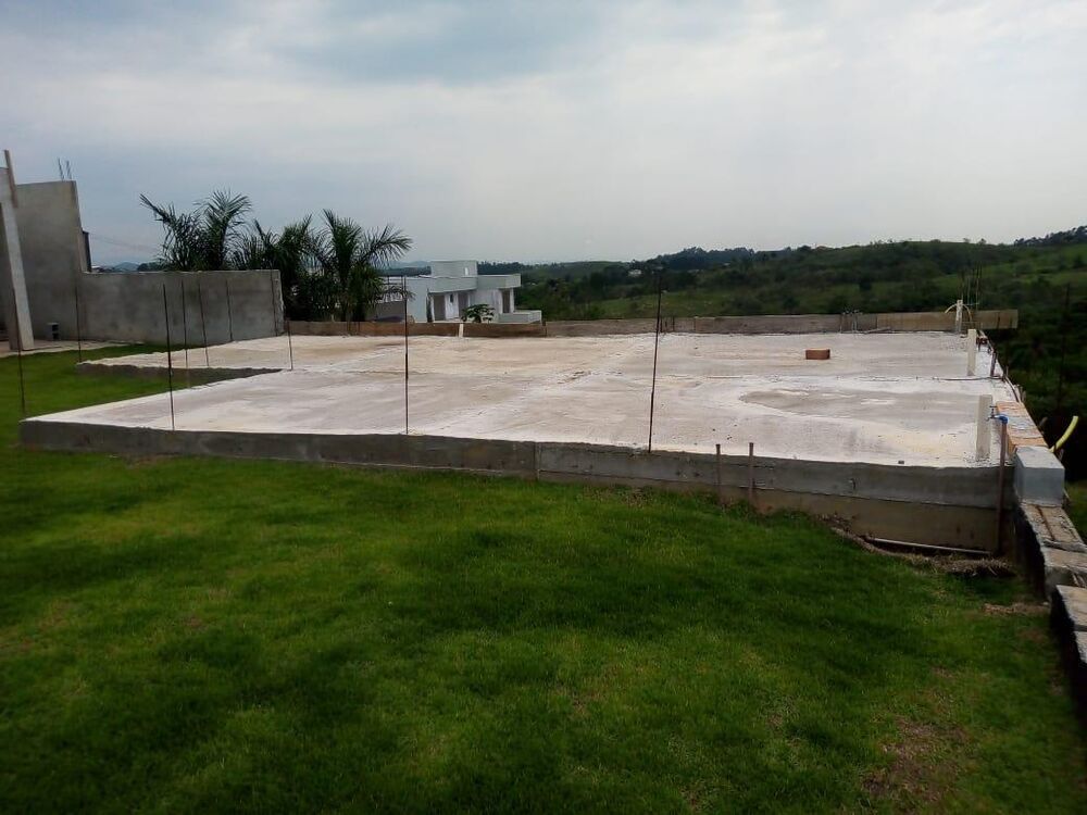 Terreno à venda com 1 quarto, 1084m² - Foto 21