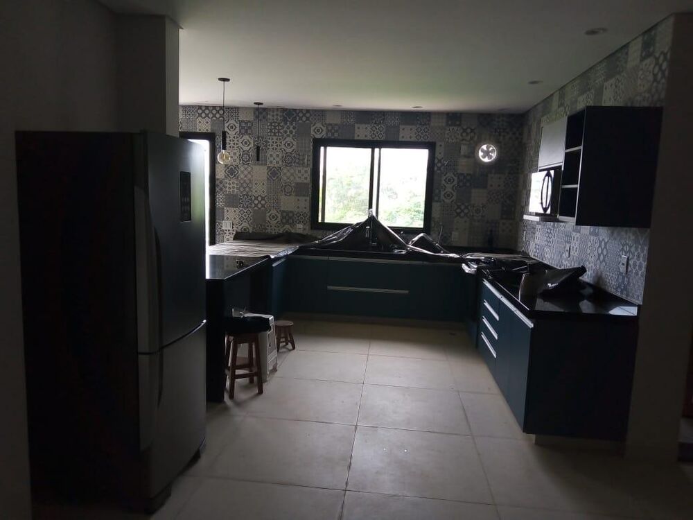 Terreno à venda com 1 quarto, 1084m² - Foto 4
