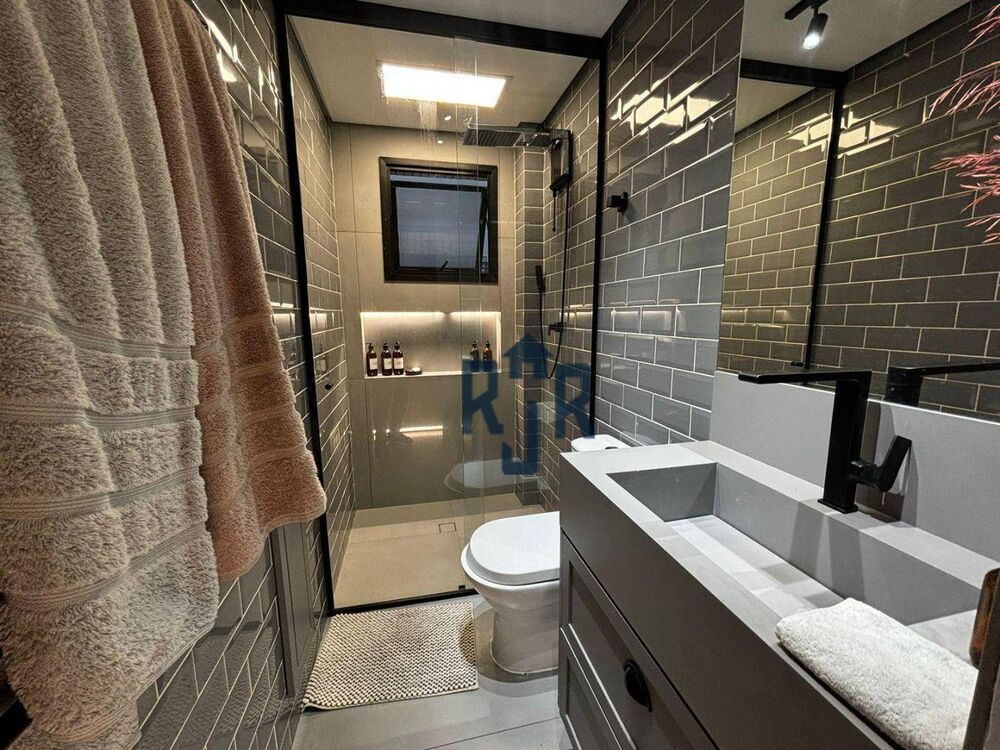 Apartamento, 3 quartos, 150 m² - Foto 2