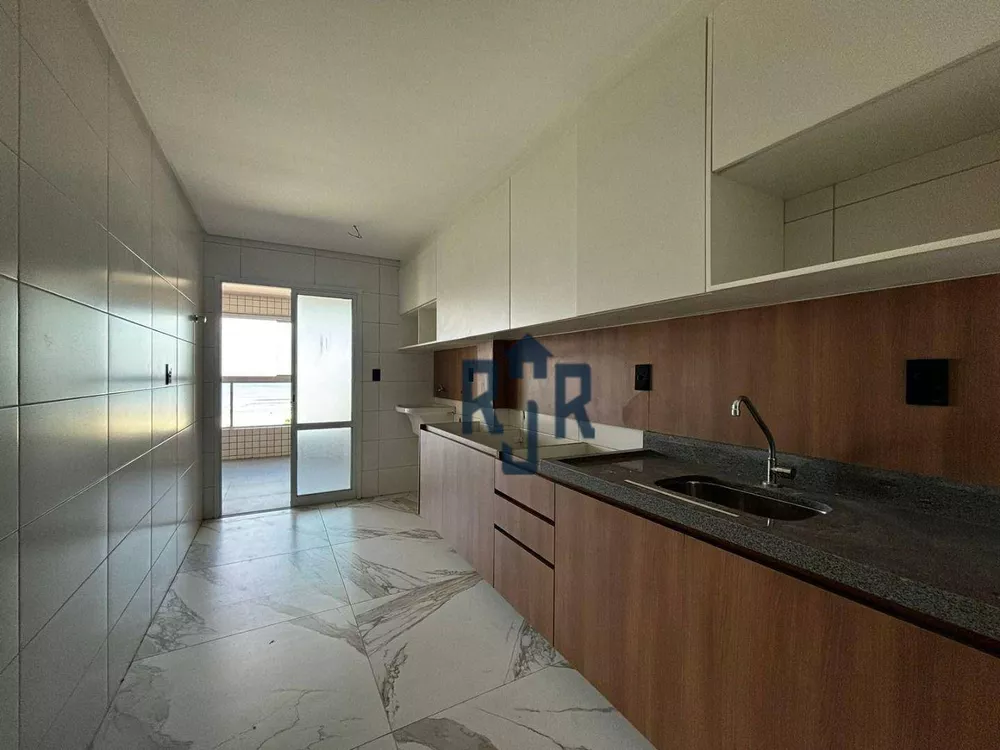 Apartamento à venda com 3 quartos, 126m² - Foto 3