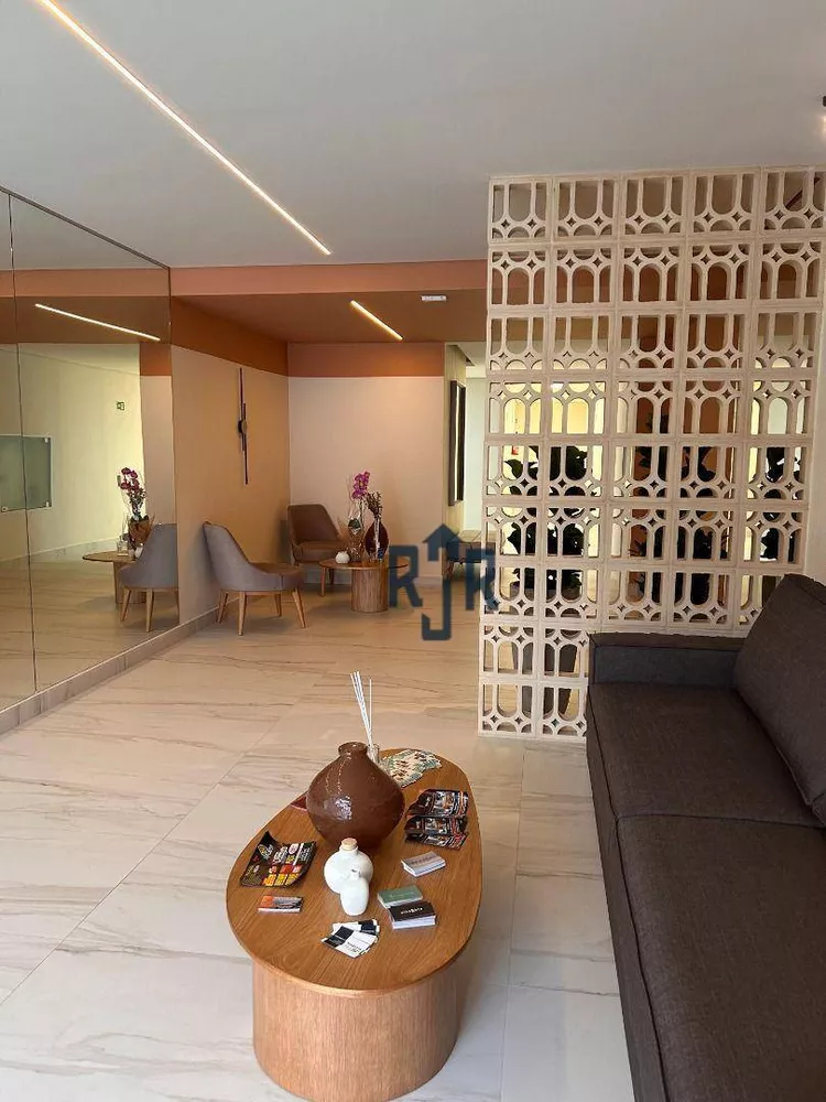 Apartamento à venda com 2 quartos, 63m² - Foto 3