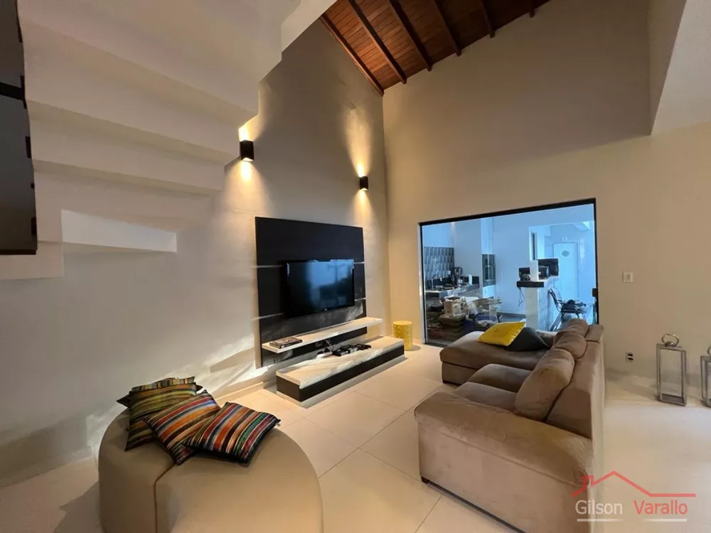 Casa, 3 quartos, 230 m² - Foto 2