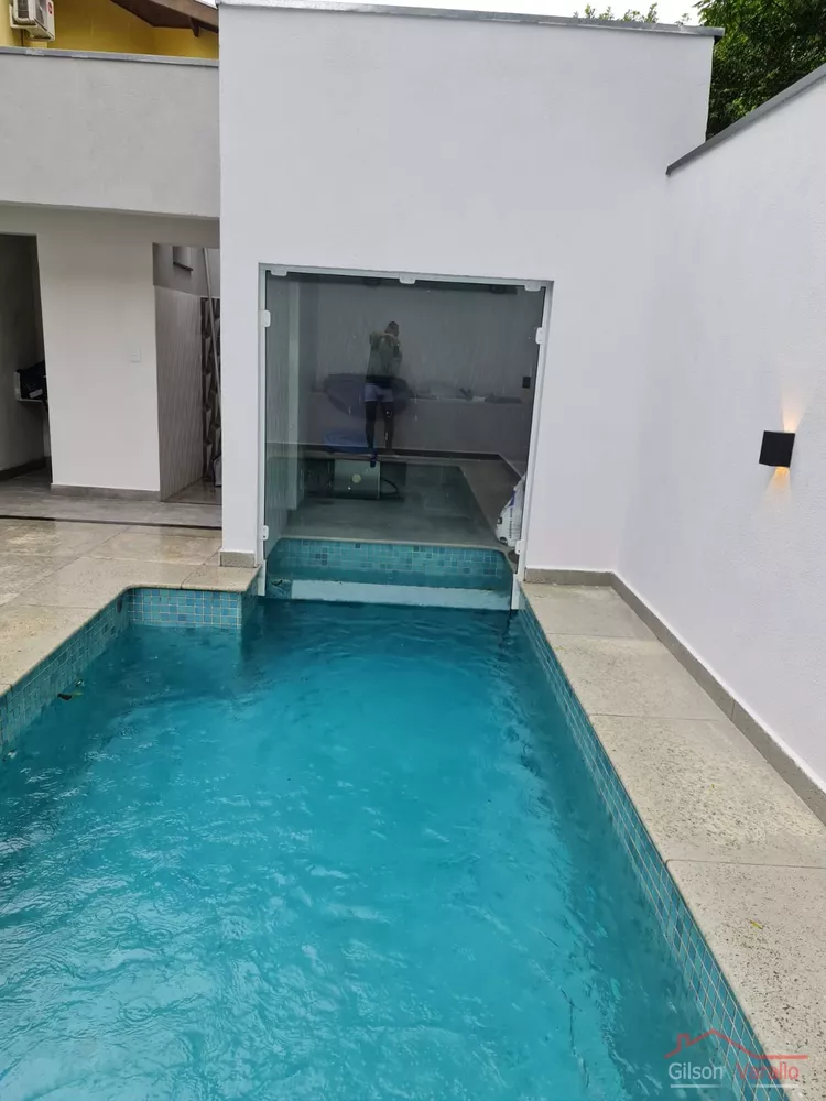 Casa, 3 quartos, 230 m² - Foto 1