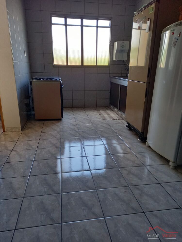 Casa à venda com 2 quartos, 250m² - Foto 10