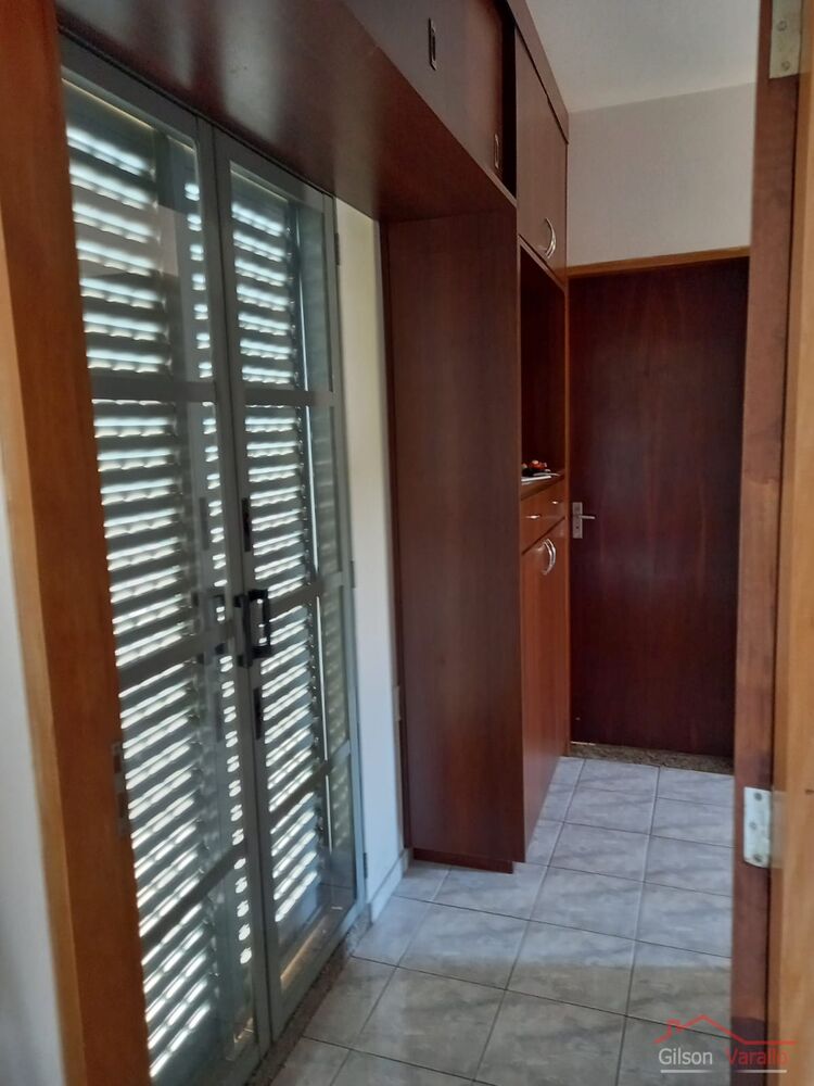 Casa à venda com 2 quartos, 250m² - Foto 12