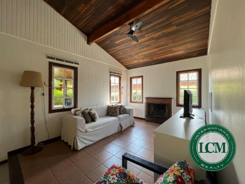 Casa, 4 quartos, 216 m² - Foto 2