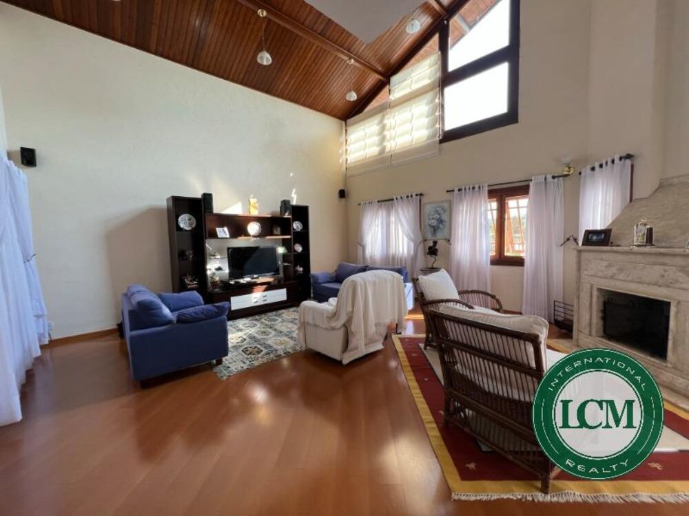 Casa, 6 quartos, 606 m² - Foto 1