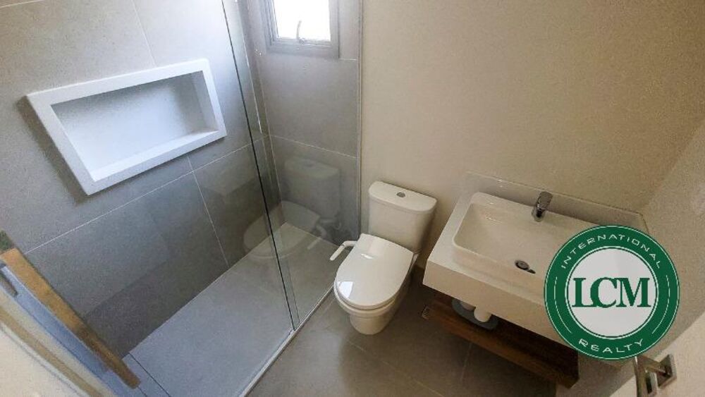 Casa à venda com 8 quartos, 600m² - Foto 3