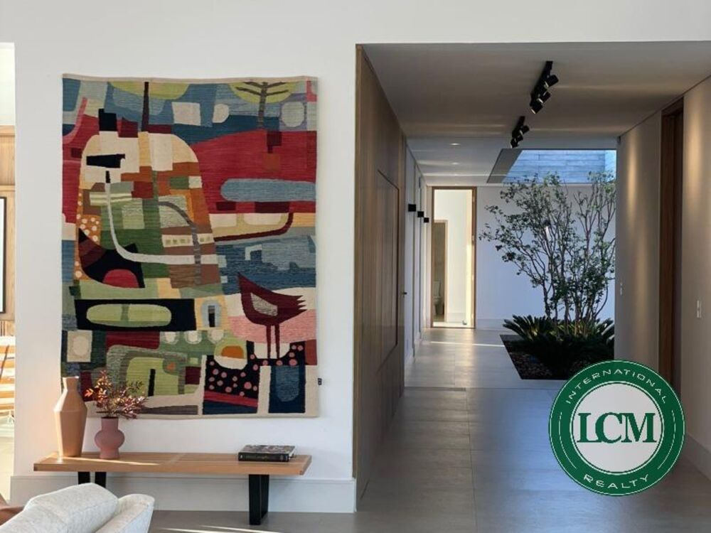 Casa à venda com 6 quartos, 1170m² - Foto 3