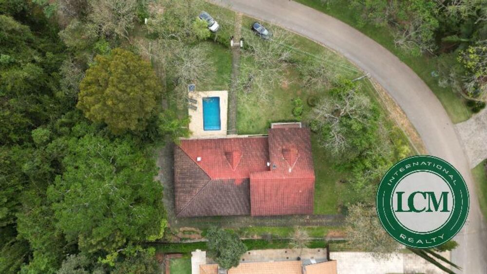 Casa, 3 quartos, 230 m² - Foto 2
