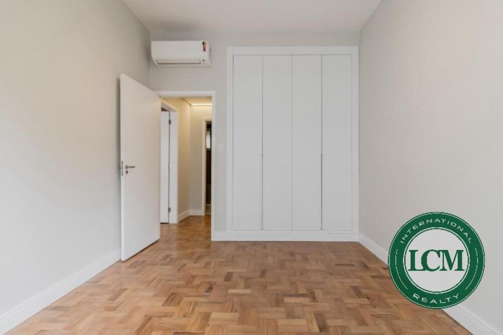 Apartamento, 3 quartos, 158 m² - Foto 1