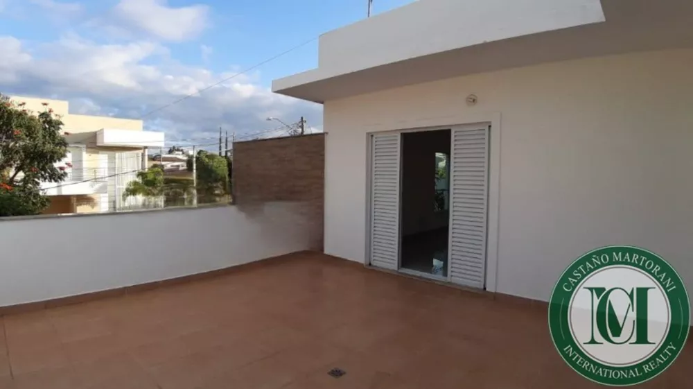 Casa à venda com 3 quartos, 360m² - Foto 4