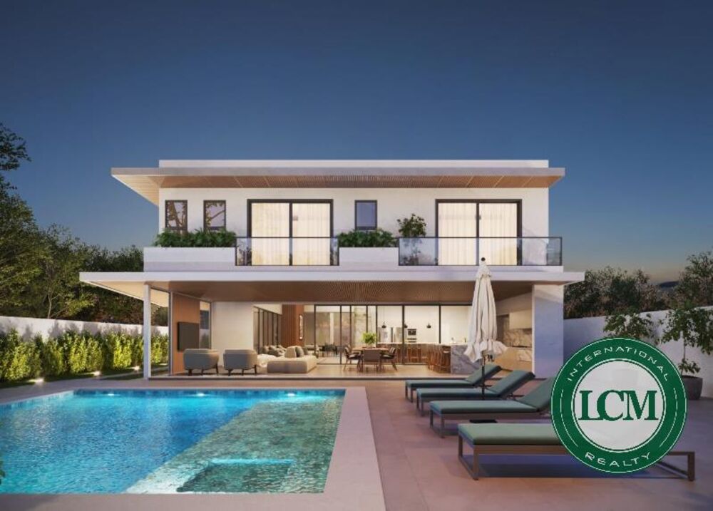 Casa à venda com 9 quartos, 521m² - Foto 1