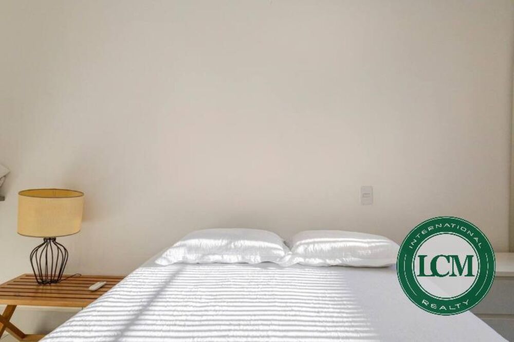 Casa à venda com 5 quartos, 10m² - Foto 2