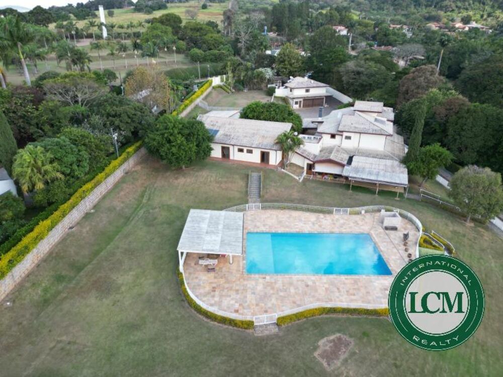 Casa à venda com 8 quartos - Foto 1