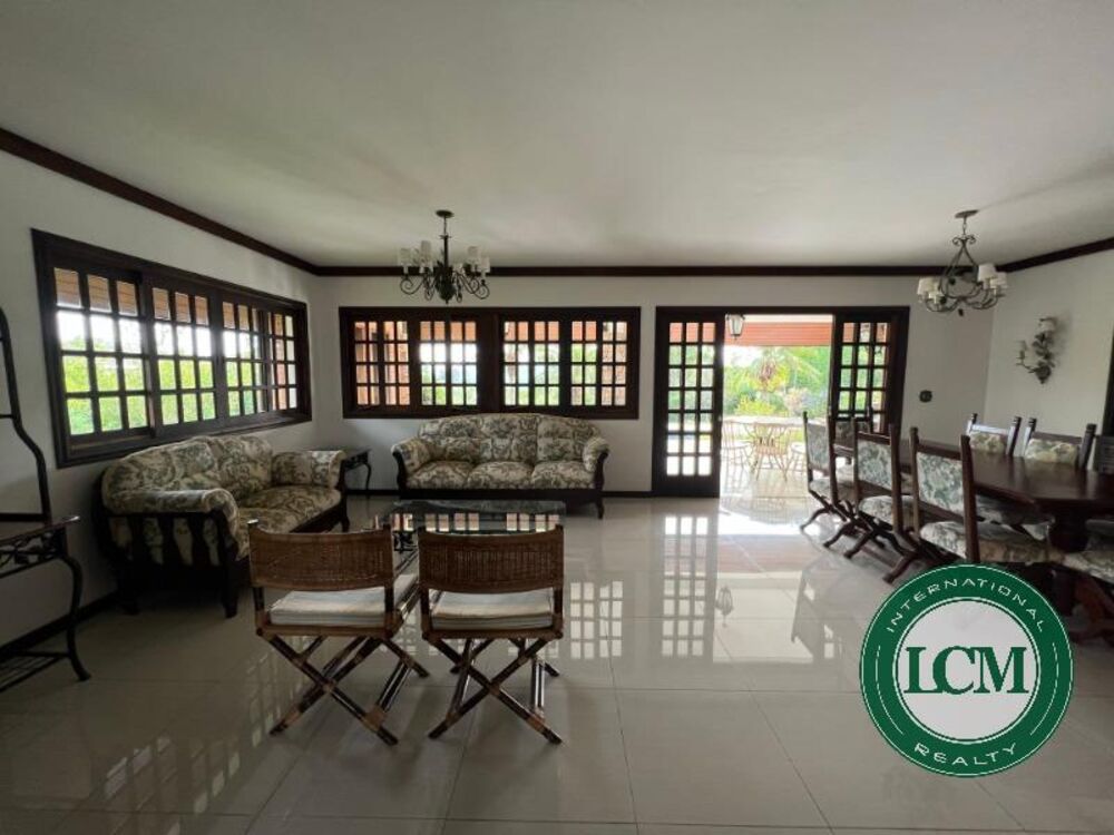 Casa à venda com 4 quartos, 290m² - Foto 4