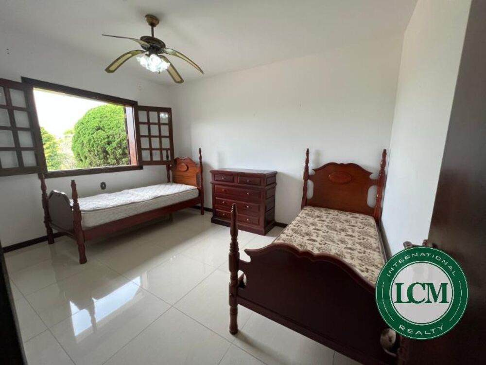 Casa à venda com 4 quartos, 290m² - Foto 5