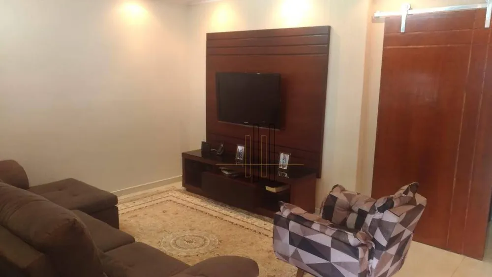 Casa, 3 quartos, 228 m² - Foto 4