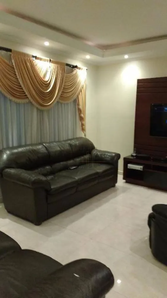 Casa, 3 quartos, 228 m² - Foto 3