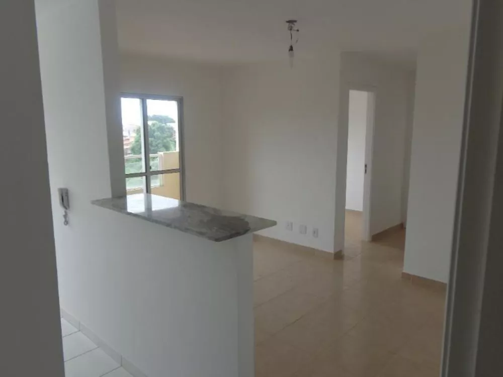 Apartamento à venda com 2 quartos, 58m² - Foto 3