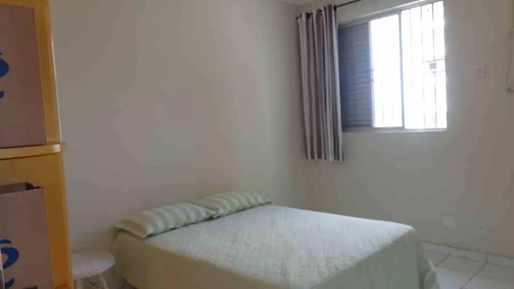 Apartamento à venda com 3 quartos, 181m² - Foto 4