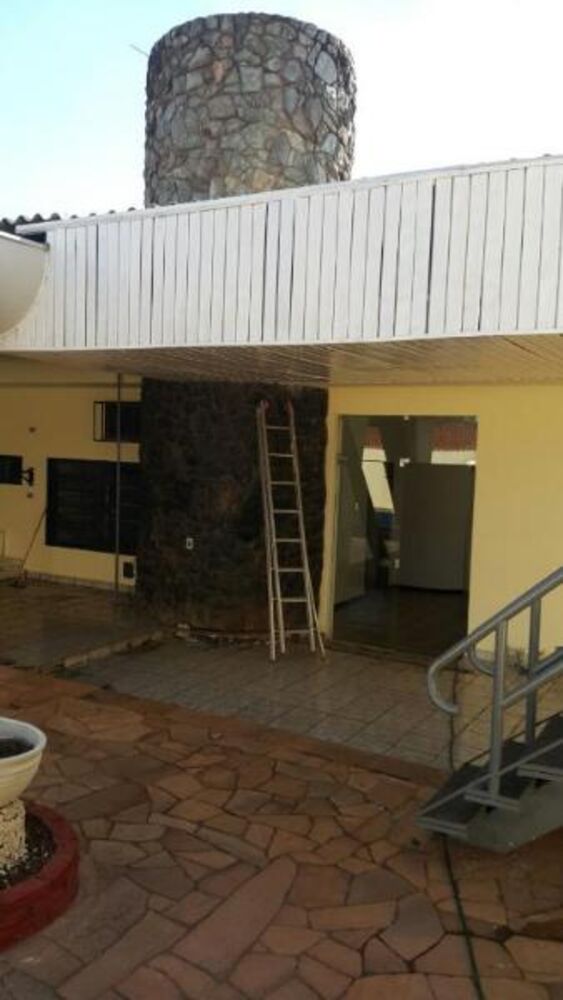 Casa à venda com 8 quartos, 424m² - Foto 5