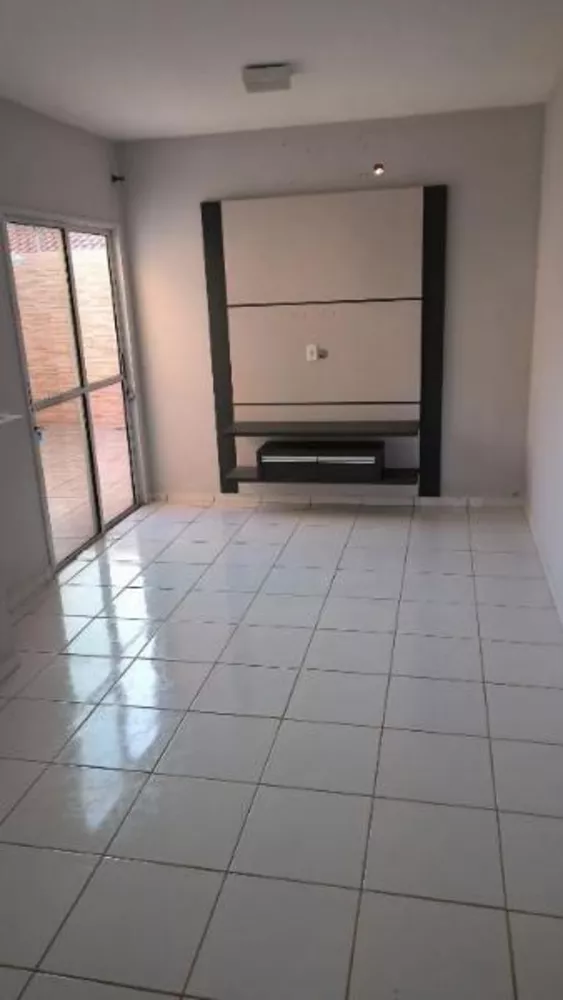 Casa de Condomínio à venda com 2 quartos, 70m² - Foto 4