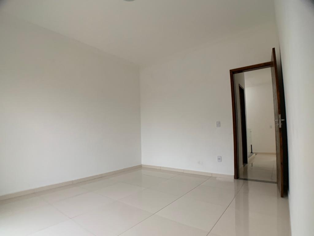 Casa à venda com 3 quartos, 120m² - Foto 4