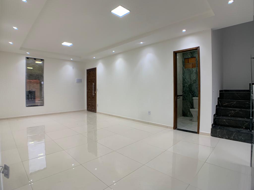 Casa à venda com 3 quartos, 120m² - Foto 10