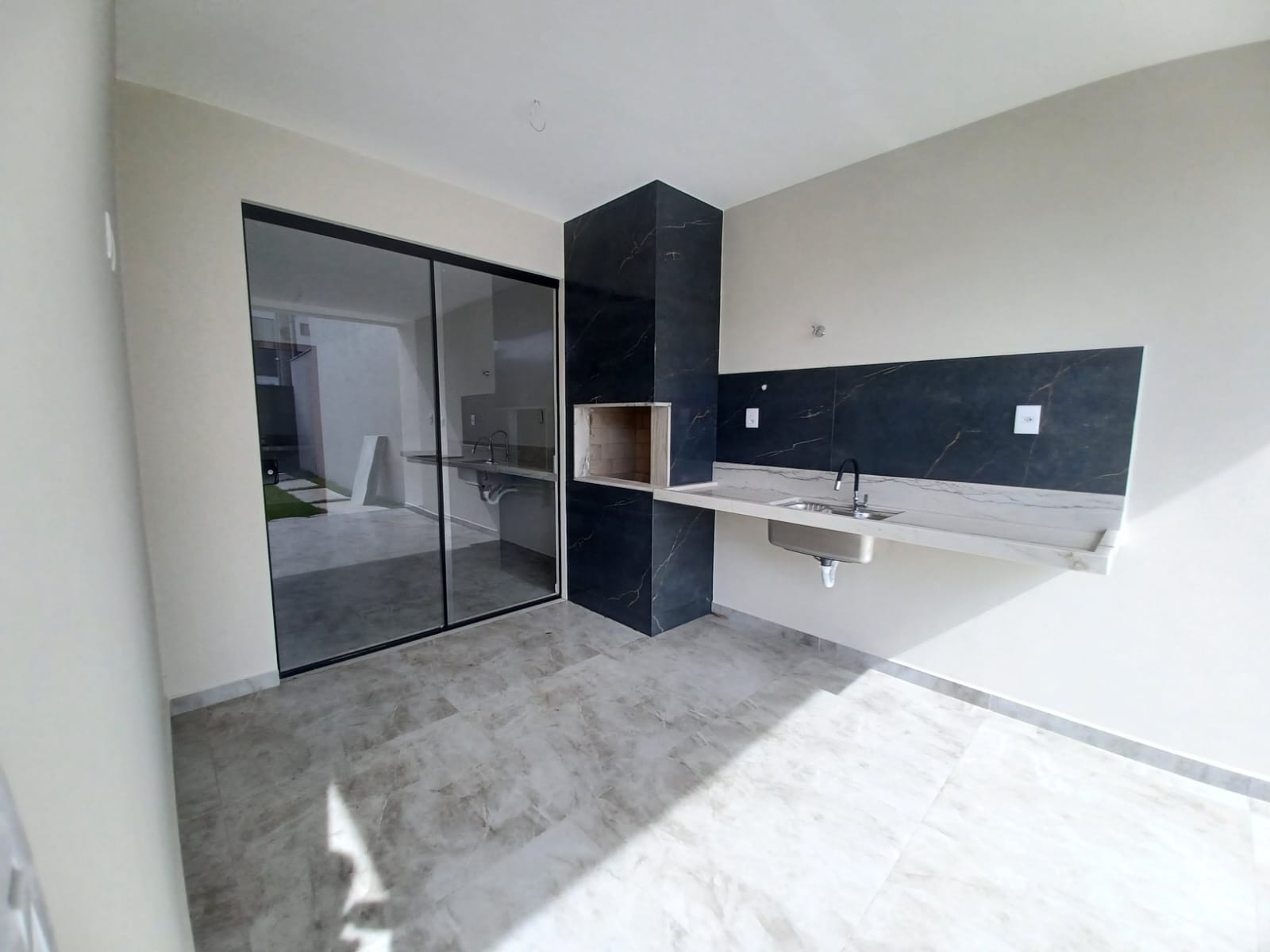 Casa à venda com 3 quartos, 120m² - Foto 10