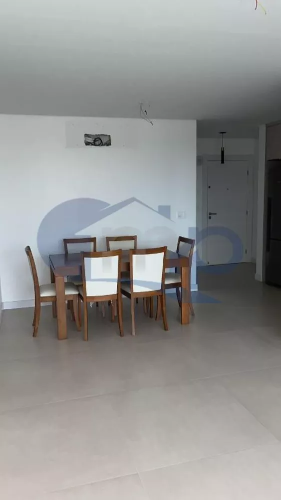 Apartamento à venda com 3 quartos, 94m² - Foto 5